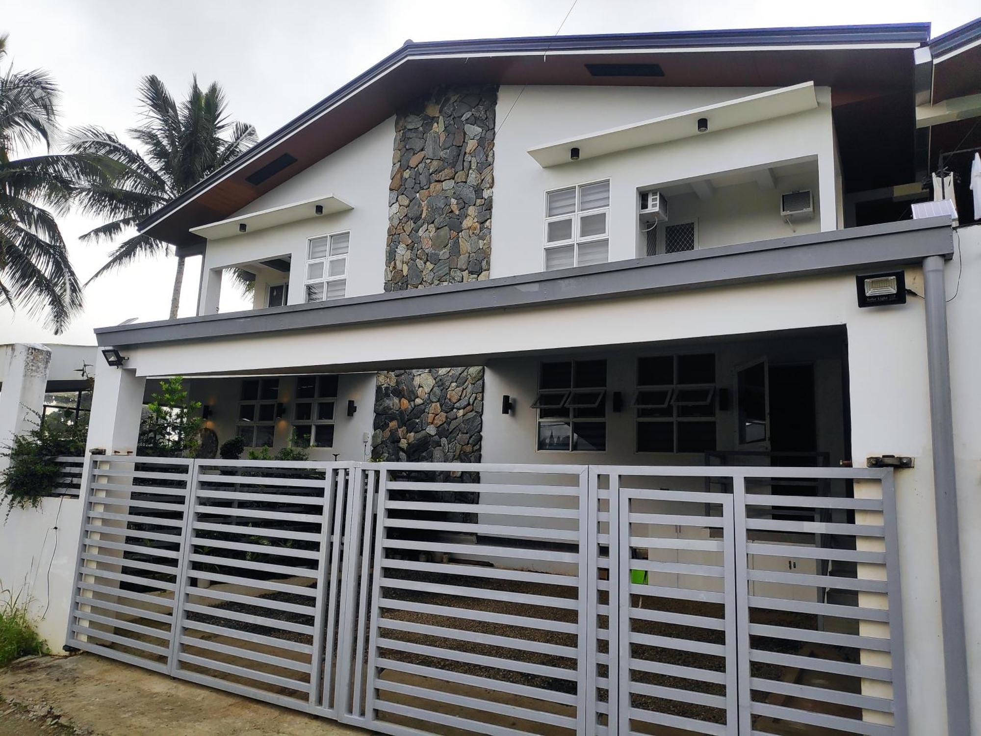 Tagaytay Staycation By Naya And Darla W Free Swimming Pool, Wifi & Netflix Тагайтай Экстерьер фото