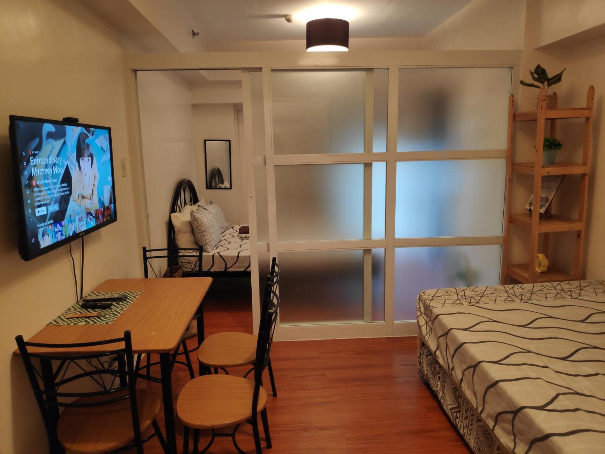 Tagaytay Staycation By Naya And Darla W Free Swimming Pool, Wifi & Netflix Тагайтай Экстерьер фото
